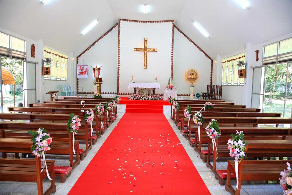Aisle Runner Carpet - Red 8m - Buy now from Celebration Warehouse